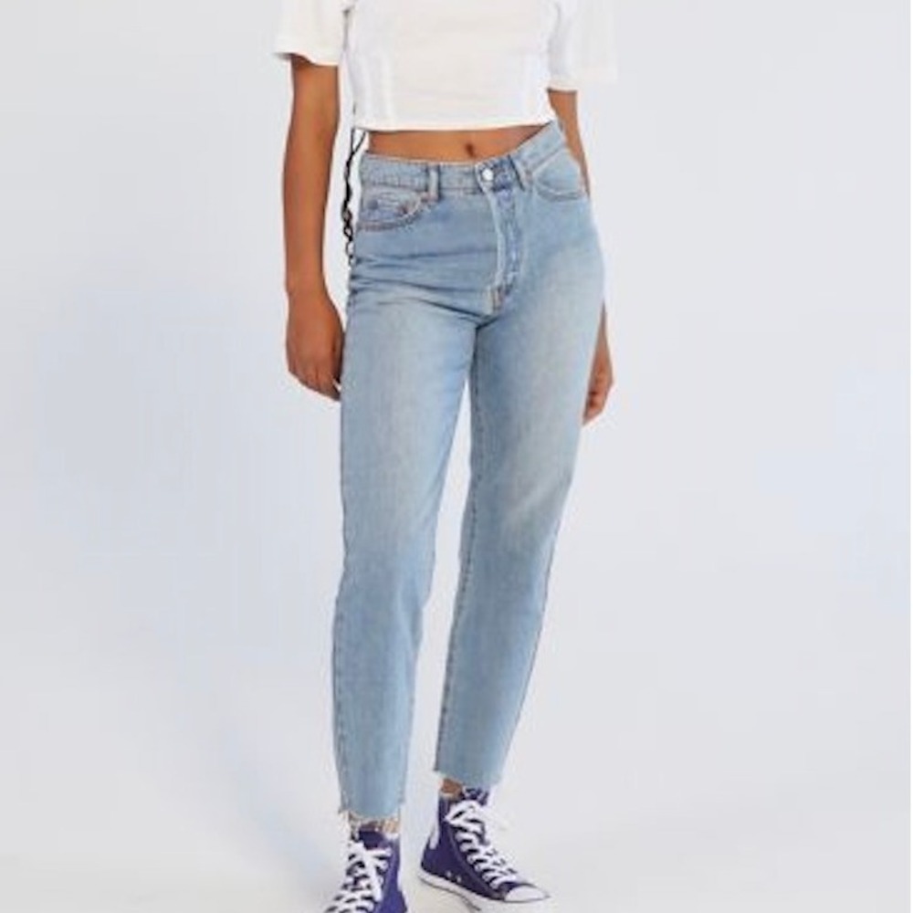 BDG High Waist Slim Straight‎ Jeans Light Wash Denim Size 26 Short Raw Cut Hem